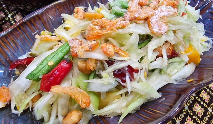 Authentic Thai Cooking Class by Uncle and Aunty Cooking Home in Bangkok (+ Market Tour)