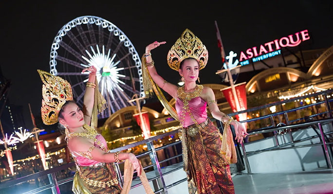 VELA Dinner Cruise in Bangkok (+ Free-Flow Beer) (+ International & Thai Buffet)