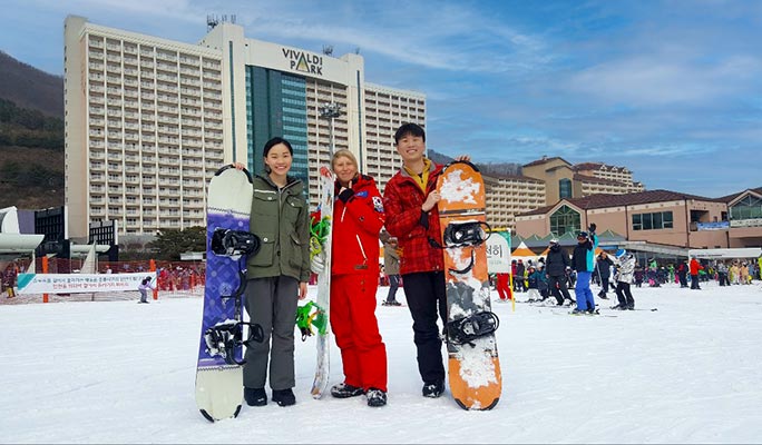 Vivaldi Park Ski Resort: Private Ski/Snowboard Lesson (Lesson Only)