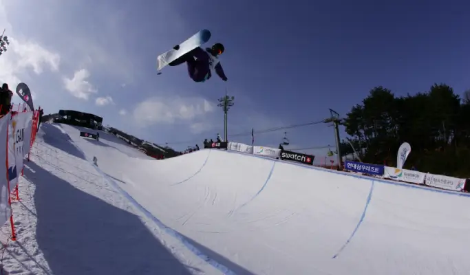 Welli Hilli Park Ski Resort 1 Day Ski/Snowboard Tour from Seoul