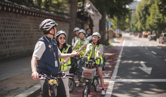 Seoul Bike Tour: Morning Electric Bike Tour