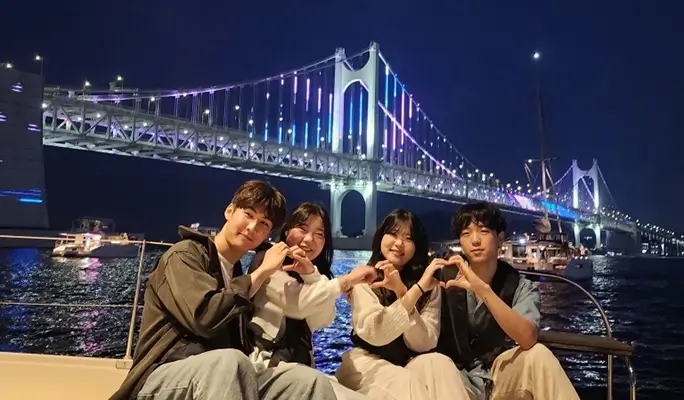 Busan Day & Night Yacht Tour by Y Holic (Public or Private Options)