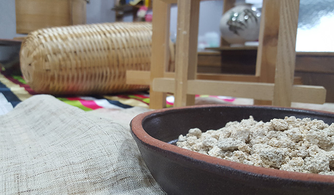 Gyeongbuk Yeongju Makgeolli Making Private Tour