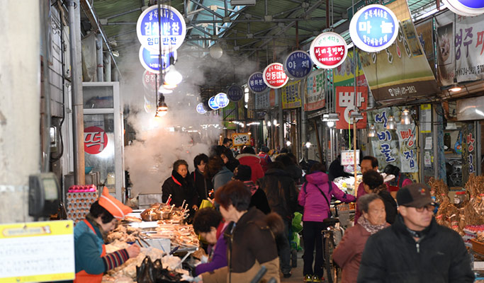 Gyeongbuk Yeongju & Museom Village Private Tour from Andong