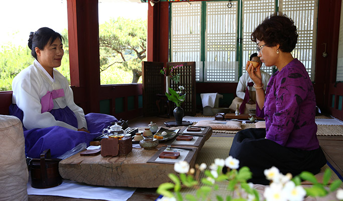 Gyeongbuk Yeongju & Museom Village Private Tour from Andong