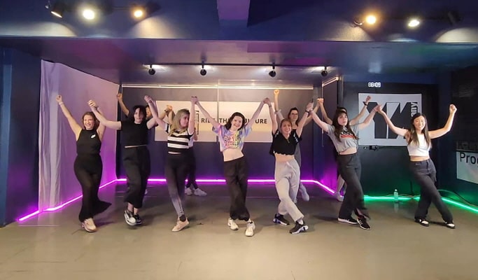 K-pop Dance Lesson in Gangnam, Seoul (+ Free video shooting & editing)
