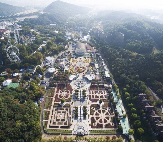Yongin Zipline + Everland One Day Tour