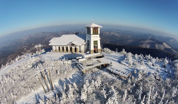 雙板滑雪/單板滑雪一日遊：龍平滑雪場（+ 發王山纜車選項）
