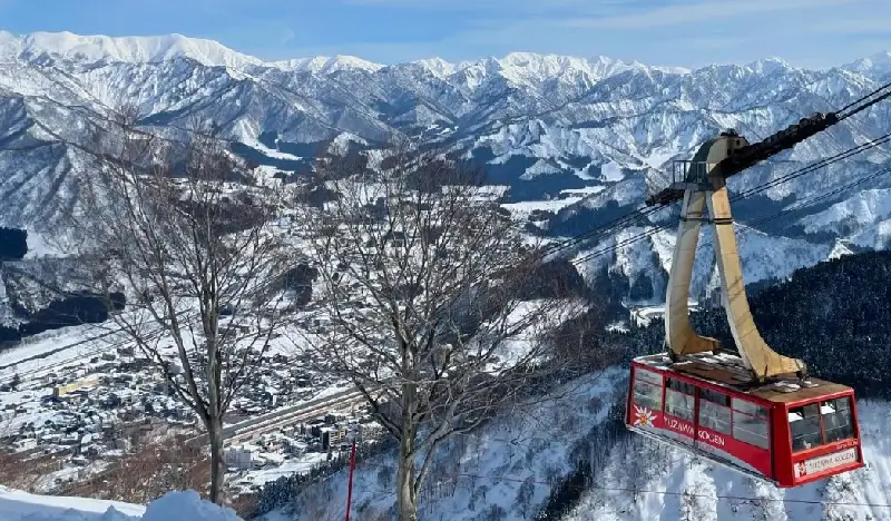 Yuzawa Kogen Snow Resort: Lift Pass + Ski/Snowboard Equipment Rental Package - view 2