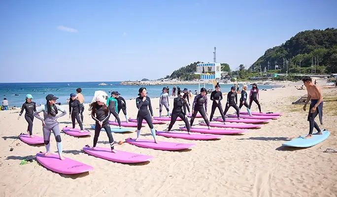 Yangyang Surf Lesson & Rental (Ingu Beach) (+ BBQ Dinner Party/ Pub Crawl)