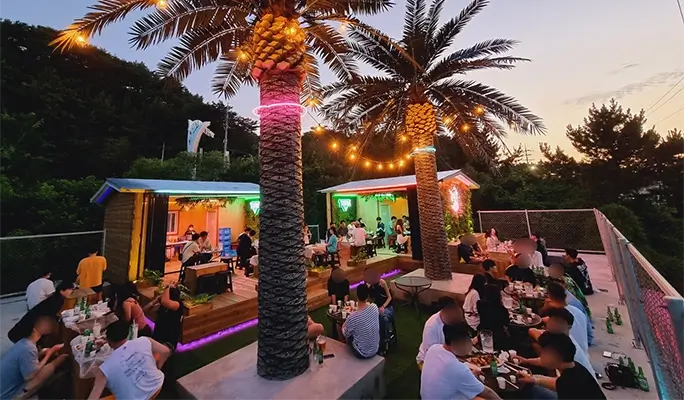 Yangyang Surf Lesson & Rental (Ingu Beach) (+ BBQ Dinner Party/ Pub Crawl)